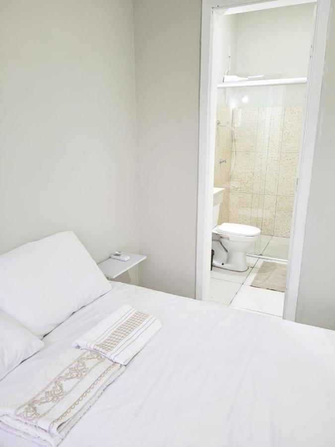 Sobrado 6 Amplo E Confortavel Em Condominio Corumbá Eksteriør bilde